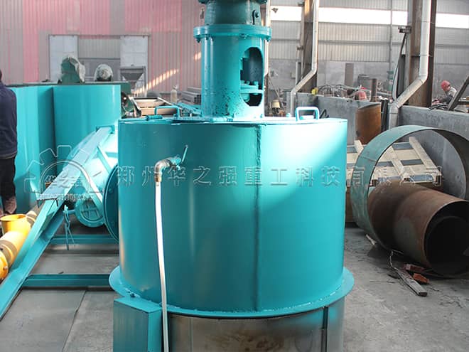 有機(jī)肥發(fā)酵設(shè)備：牛糞有機(jī)肥發(fā)酵罐